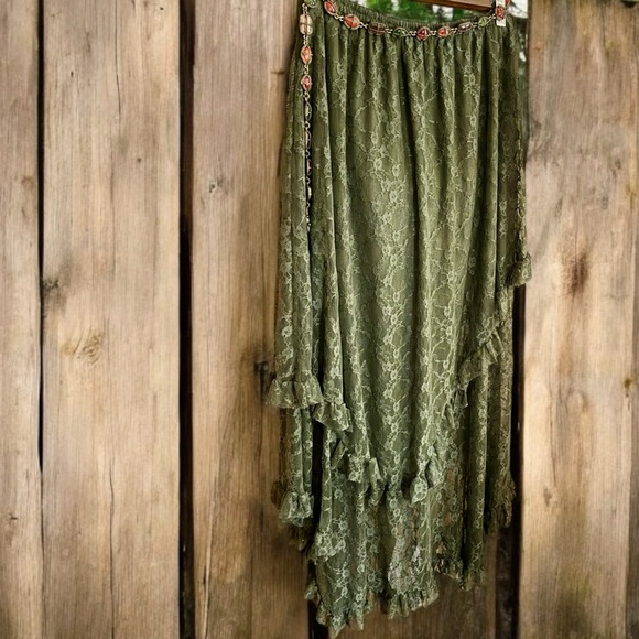 Dresses & Skirts - ~ Chemise en dentelle ~ LacyTarragon Maxi